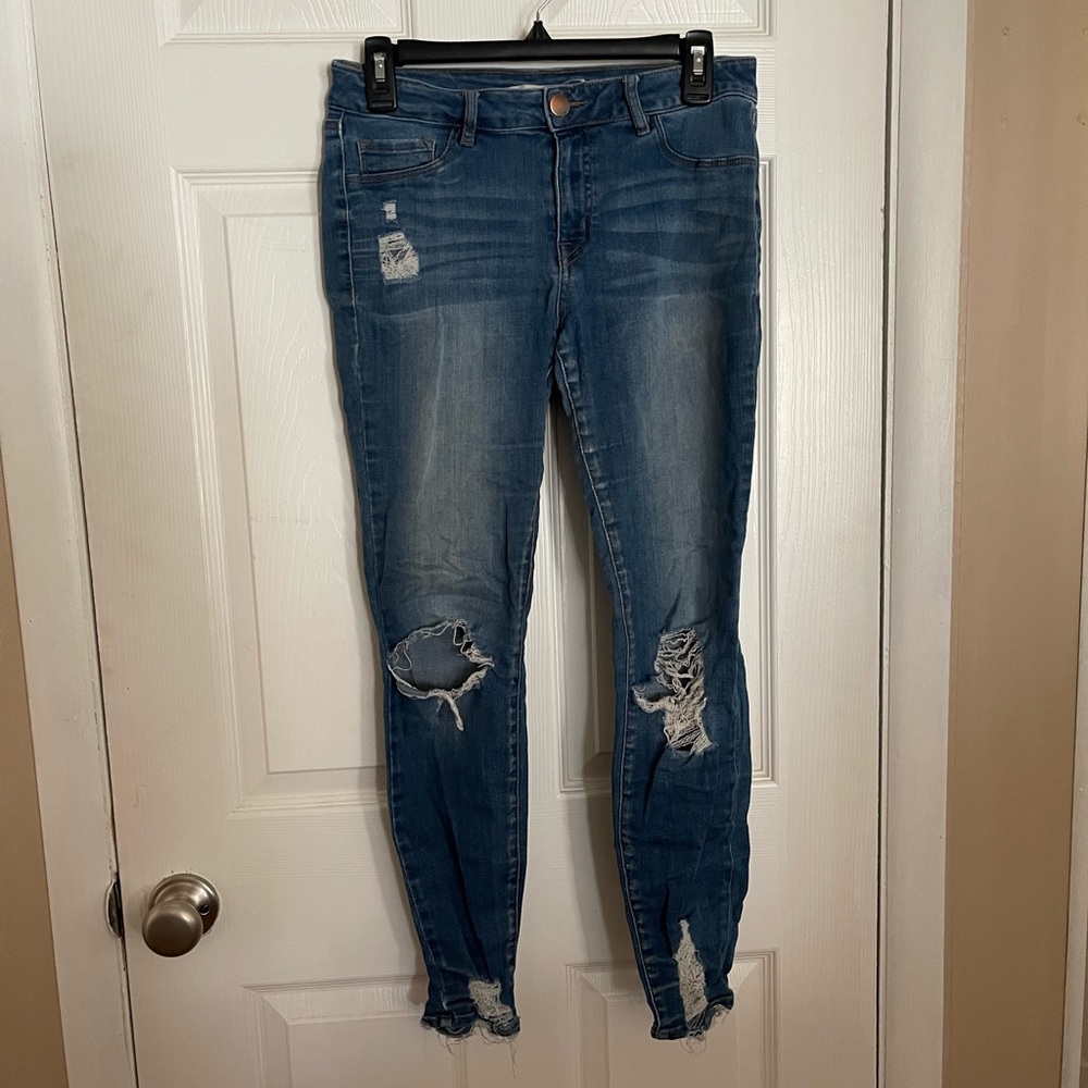 Ripped Skinny Jeans!